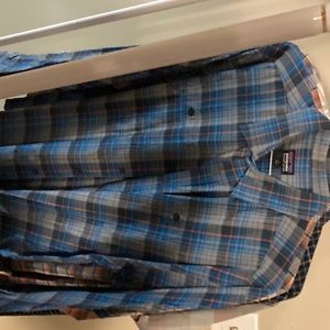 Long sleeve button down plaid